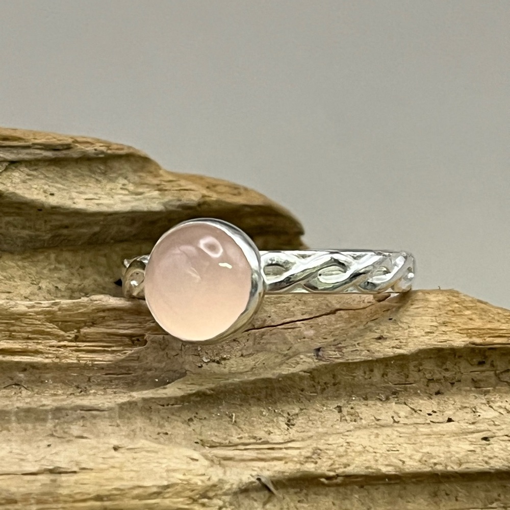 Elegant Pink Chalcedony and Sterling Silver Ring with Gemstone